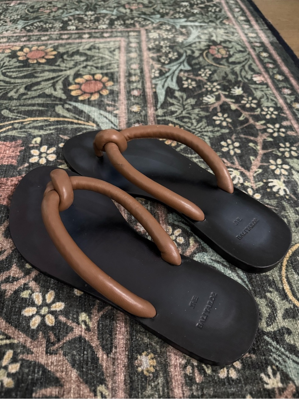 Bali Tailor Lottie sandals